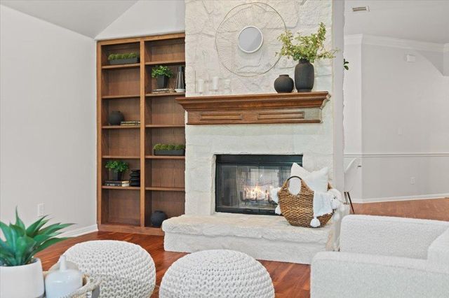 8129 Ladera Verde DR, Austin, TX 78739