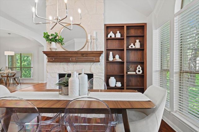 8129 Ladera Verde DR, Austin, TX 78739