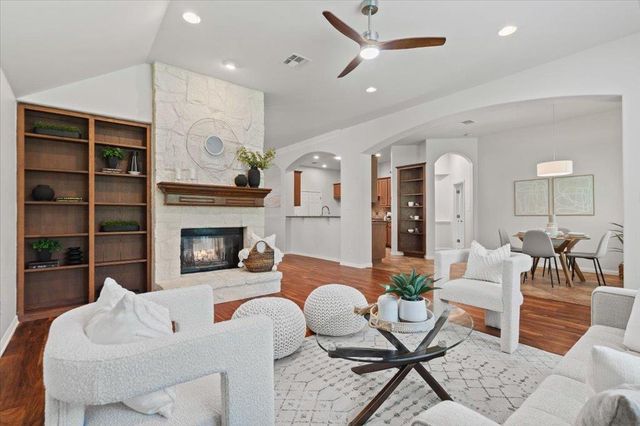 8129 Ladera Verde DR, Austin, TX 78739