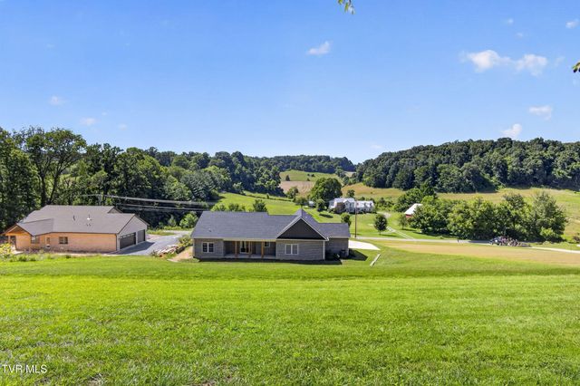 138 Boones Station Road, Johnson City, TN 37615
