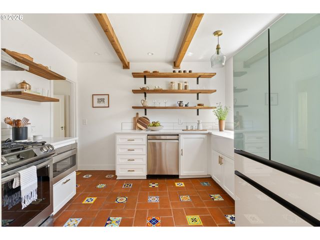 6216 Se REED COLLEGE Pl, Portland, OR 97202