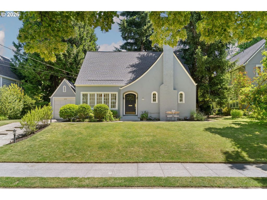 6216 Se REED COLLEGE Pl, Portland, OR 97202