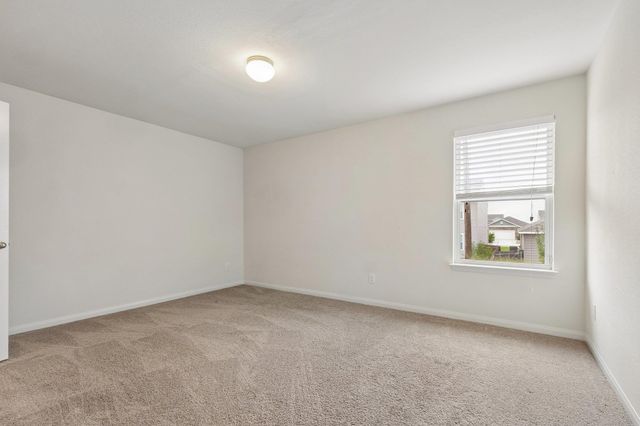 704 Cleary LN, Jarrell, TX 76537