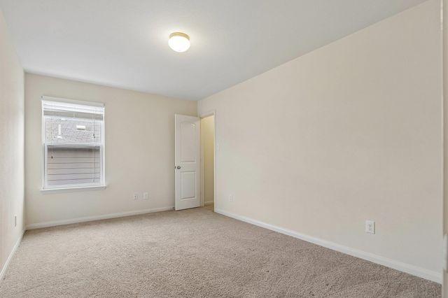 704 Cleary LN, Jarrell, TX 76537