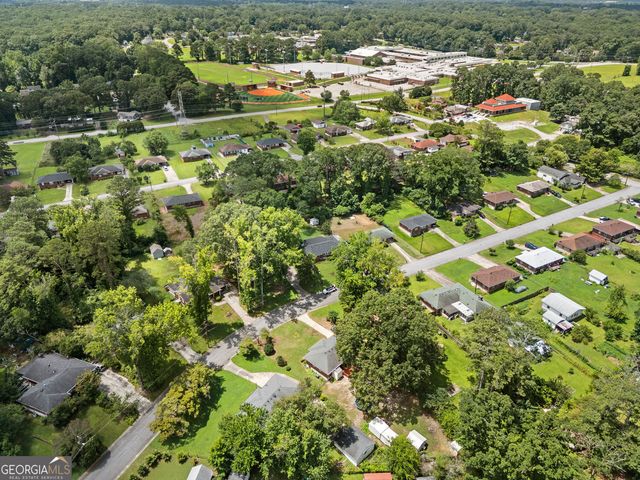 1199 Ellington Drive, Lake City, GA 30260