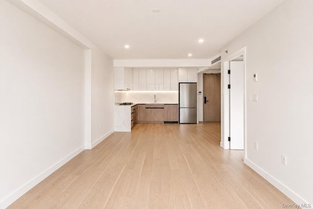 144-49 Northern Boulevard 701, Flushing, NY 11354