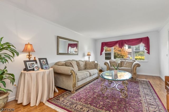 60 Reinhold Ter, Union Twp., NJ 07083