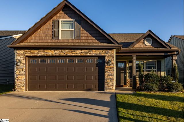 313 Trail Crossing Lane, Inman, SC 29349