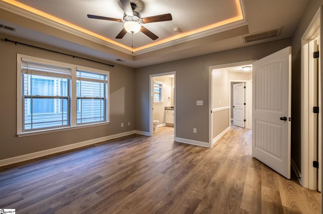 313 Trail Crossing Lane, Inman, SC 29349