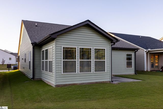 313 Trail Crossing Lane, Inman, SC 29349