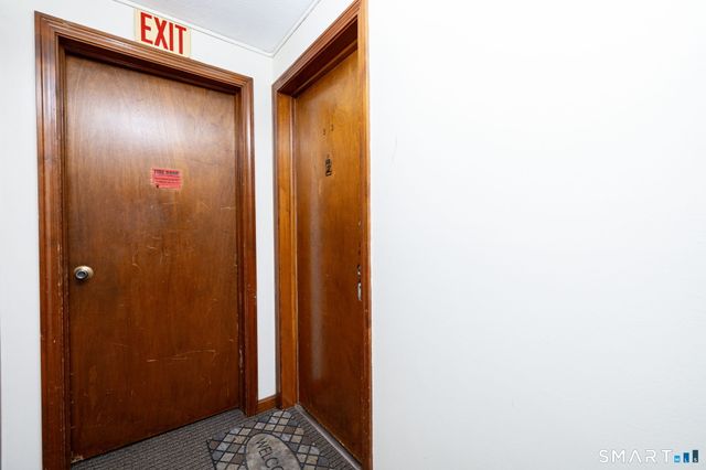 1186 Middle Turnpike West B2, Manchester, CT 06040