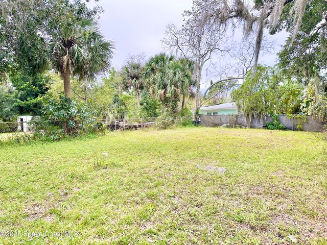 302 Nidy Avenue, Titusville, FL 32796