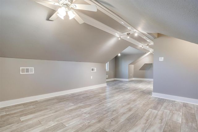 2921 S Jennings Avenue, Fort Worth, TX 76110