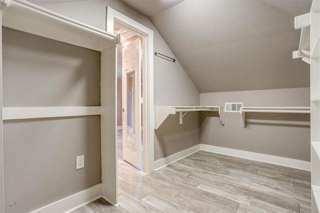 2921 S Jennings Avenue, Fort Worth, TX 76110