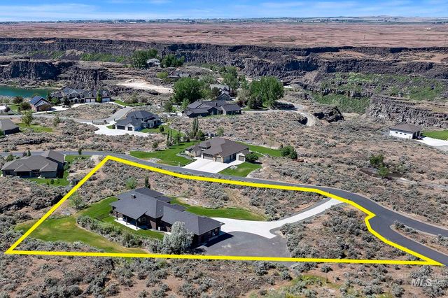 3437 Rim Rock Dr, Kimberly, ID 83341