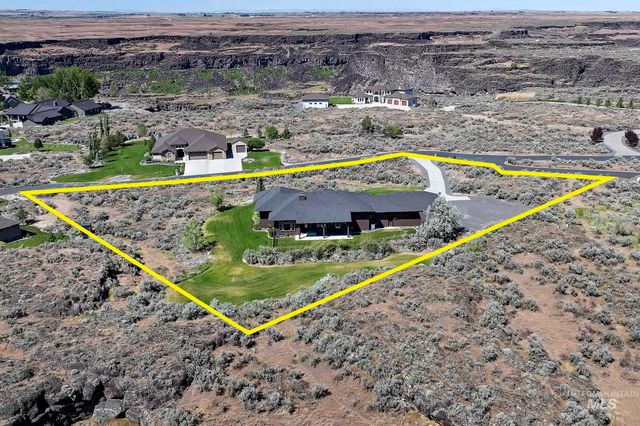 3437 Rim Rock Dr, Kimberly, ID 83341