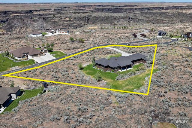 3437 Rim Rock Dr, Kimberly, ID 83341