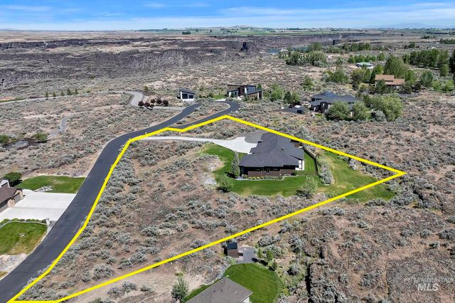 3437 Rim Rock Dr, Kimberly, ID 83341