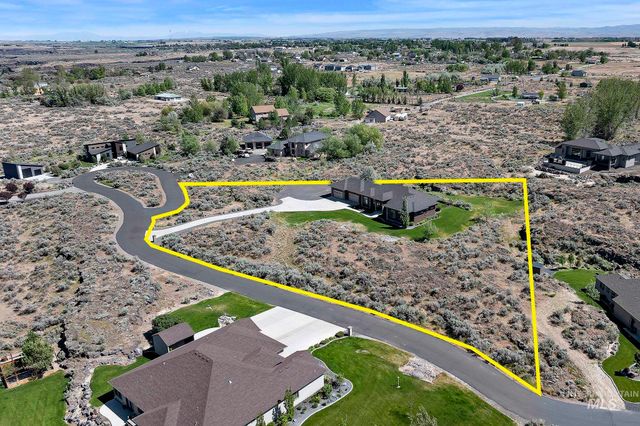 3437 Rim Rock Dr, Kimberly, ID 83341