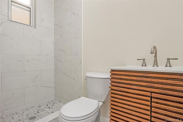 13550 234th Street, Rosedale, NY 11422