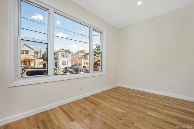 13550 234th Street, Rosedale, NY 11422