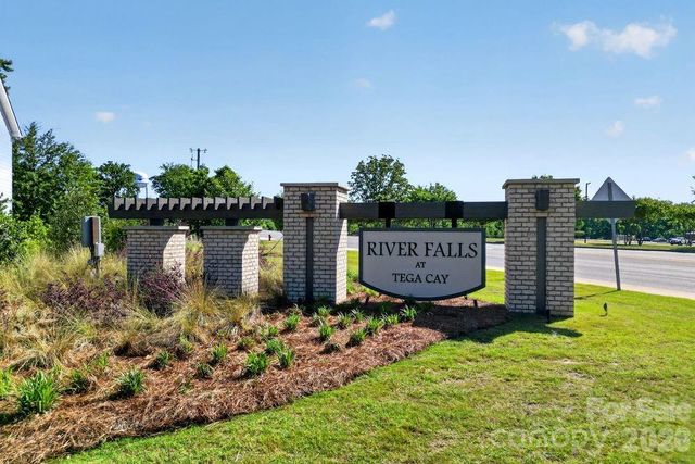 1710 Hubert Graham Way, Tega Cay, SC 29708
