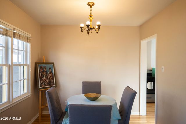 2207 N EDGEMERE Street, Phoenix, AZ 85006