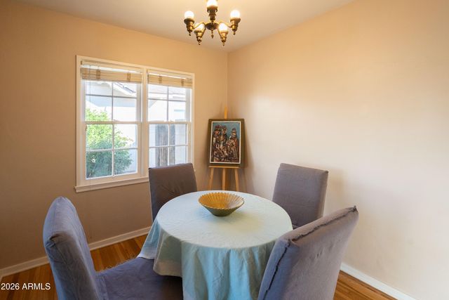 2207 N EDGEMERE Street, Phoenix, AZ 85006