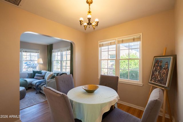 2207 N EDGEMERE Street, Phoenix, AZ 85006