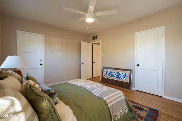 2207 N EDGEMERE Street, Phoenix, AZ 85006