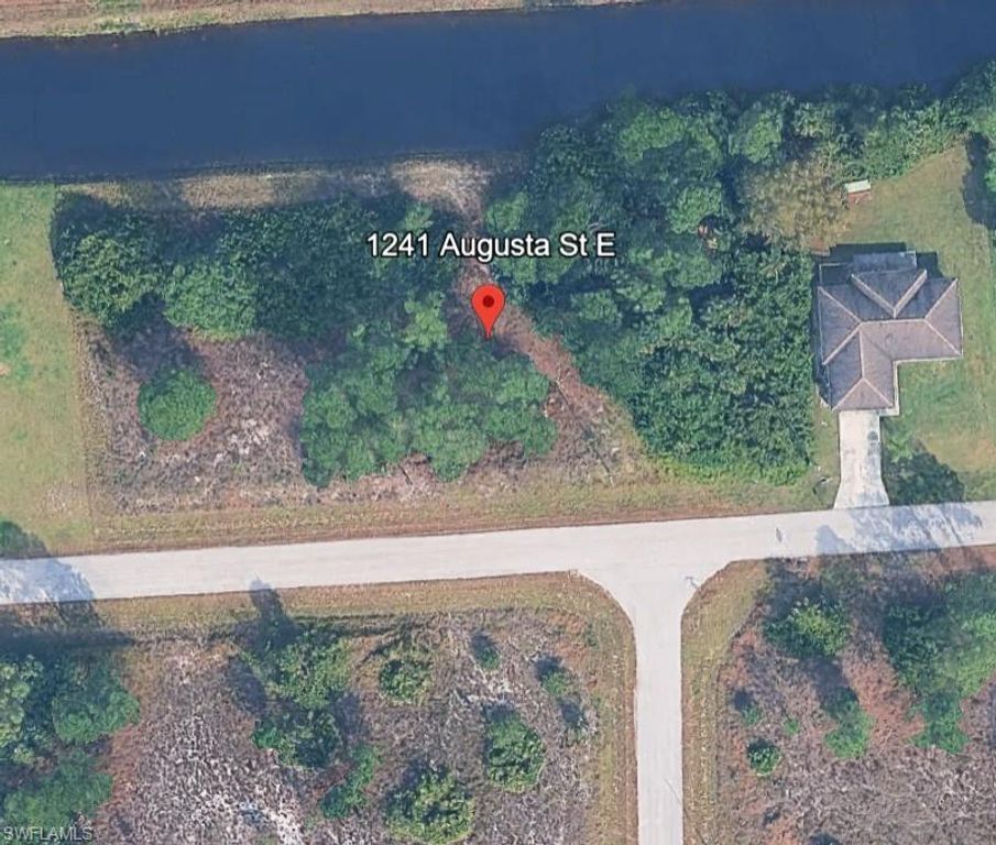 1241 Augusta ST E, LEHIGH ACRES, FL 33974 — photo 3
