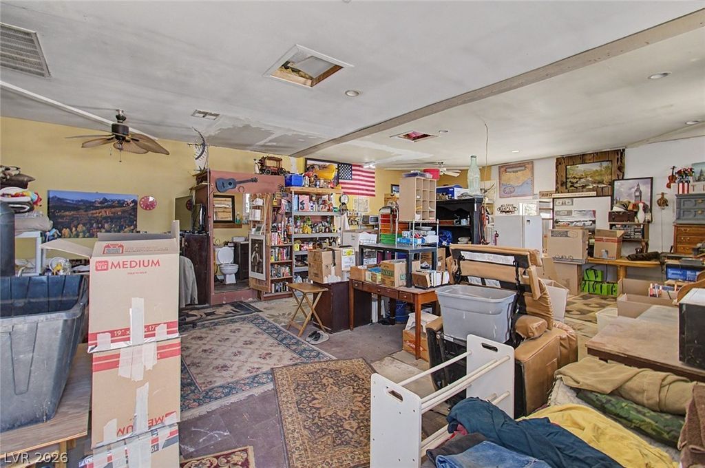 Image 11 of property listing at 8811 Haven Street, Las Vegas, NV 89123