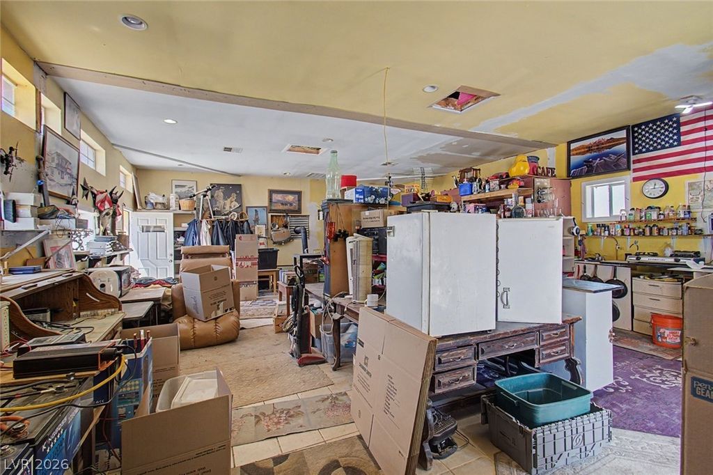 Image 9 of property listing at 8811 Haven Street, Las Vegas, NV 89123