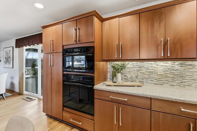 2033 Santa Lucia Way, Carmichael, CA 95608