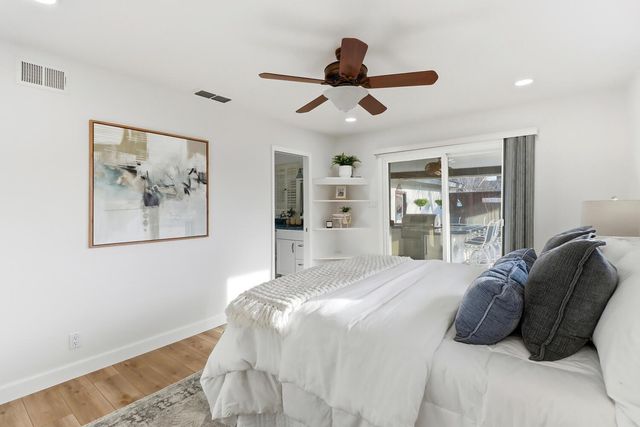 2033 Santa Lucia Way, Carmichael, CA 95608