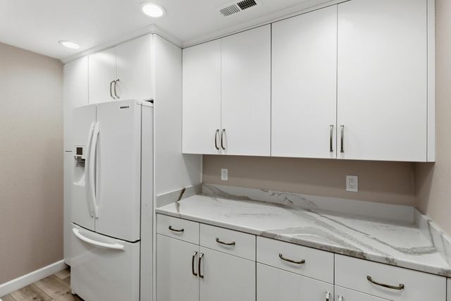 2033 Santa Lucia Way, Carmichael, CA 95608