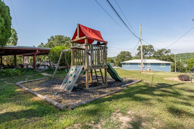 48 Holiday Hideaway Ct Reeds Court, Reeds Spring, MO 65737