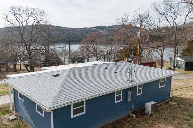 48 Holiday Hideaway Ct Reeds Court, Reeds Spring, MO 65737