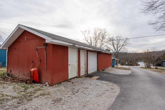 48 Holiday Hideaway Ct Reeds Court, Reeds Spring, MO 65737