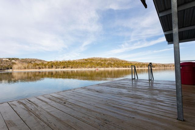 48 Holiday Hideaway Ct Reeds Court, Reeds Spring, MO 65737