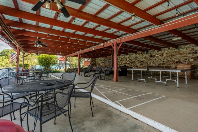 48 Holiday Hideaway Ct Reeds Court, Reeds Spring, MO 65737