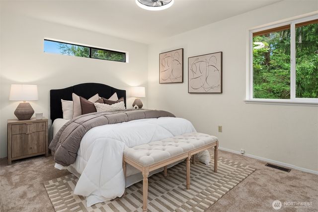 16036 NE 106th Street, Redmond, WA 98052