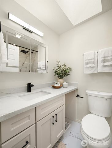 16036 NE 106th Street, Redmond, WA 98052