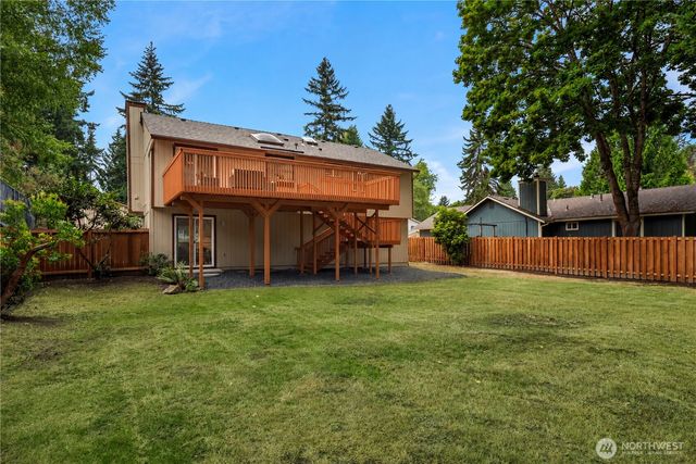 16036 NE 106th Street, Redmond, WA 98052