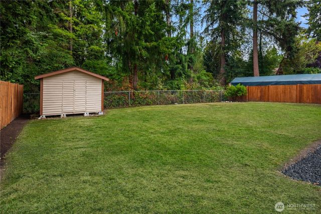 16036 NE 106th Street, Redmond, WA 98052