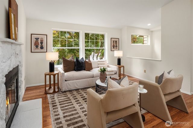 16036 NE 106th Street, Redmond, WA 98052