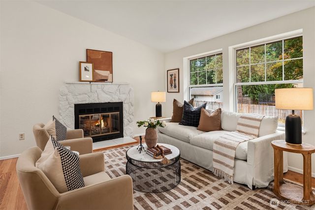 16036 NE 106th Street, Redmond, WA 98052
