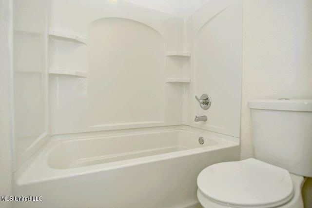 15299 Oakwood Court, Gulfport, MS 39503