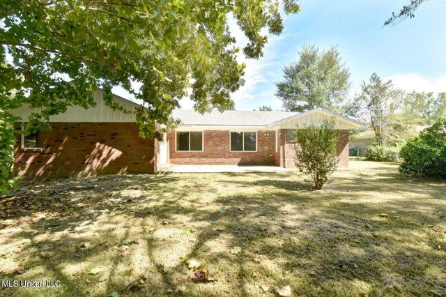 15299 Oakwood Court, Gulfport, MS 39503