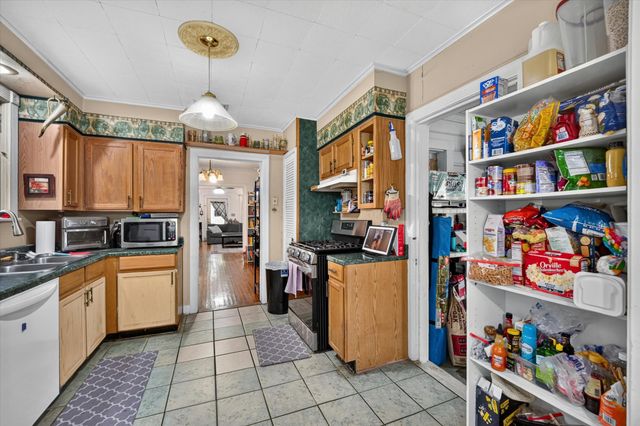 2822 Marigold Avenue, Fort Worth, TX 76111